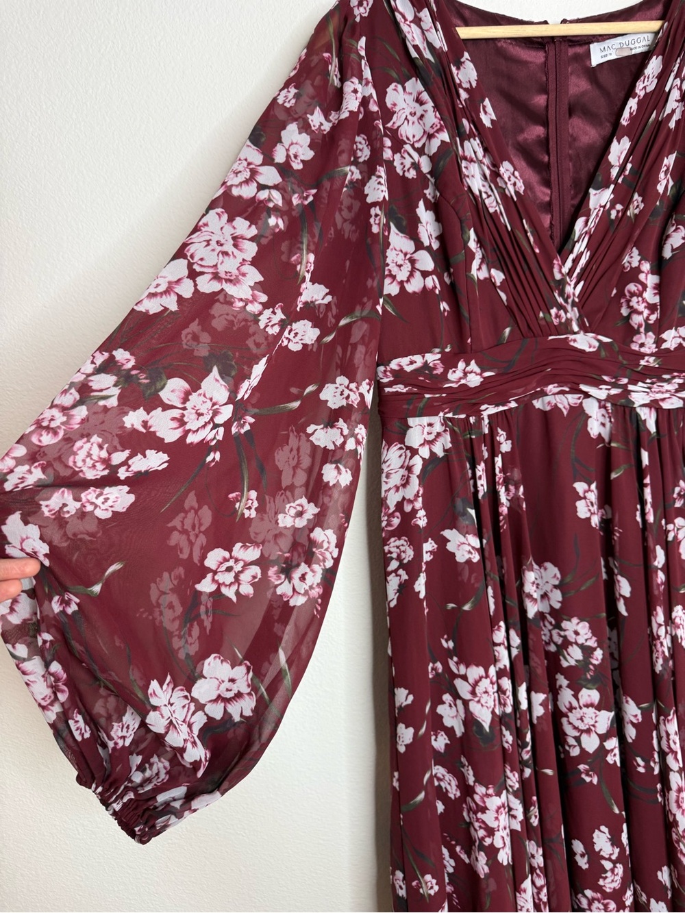 Mac Duggal Floral Chiffon Maxi
Gown Burgundy Sz 10 - Picture 7 of 16
